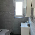 Ola 아파트