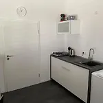Ola *