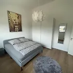 Ola *
